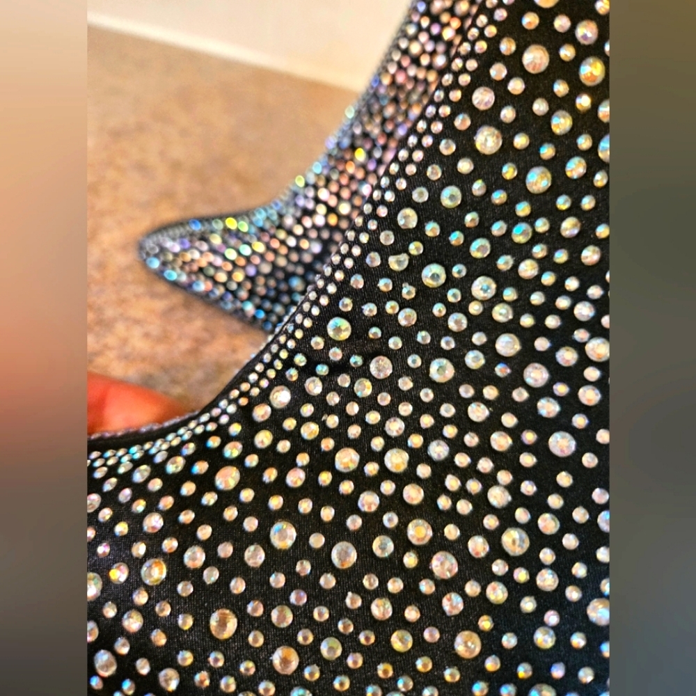 Aurora Crystal, Pointy Toe Stiletto Heeled Boots NWT size 6 - Picture 3 of 13